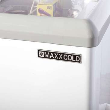 Maxx Cold MXDC-12 X-Series 54 Gallon Self-Contained 2/3 HP 70" Wide Ice Cream Dipping Cabinet