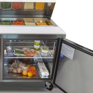 Maxximum MXCR29SHC Maxx Cold X-Series 29" Sandwich & Salad Station