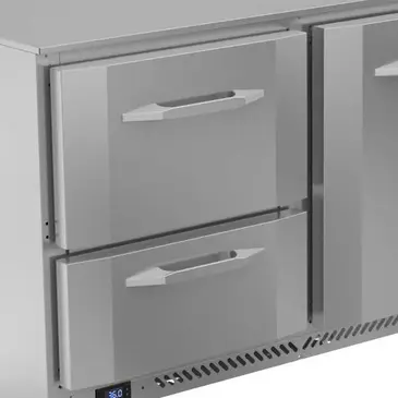 Self-closing drawers